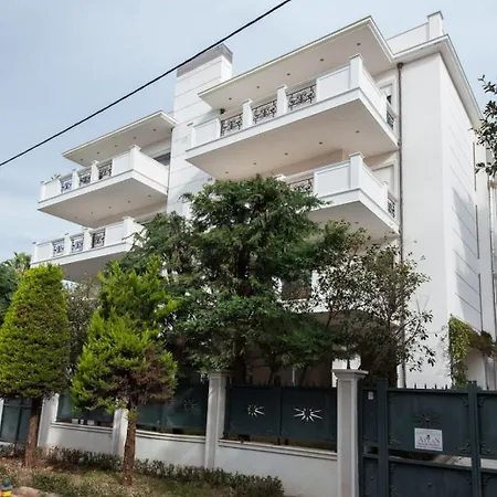 Riviera Retreat 3 Bedroom Voula Luxury Haven Apartment Athens